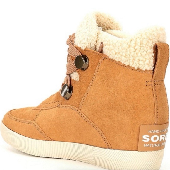 Sorel Out 'N About Cozy Faux Shearling Wedge Booties Women’s size 7.5 - Picture 3 of 14